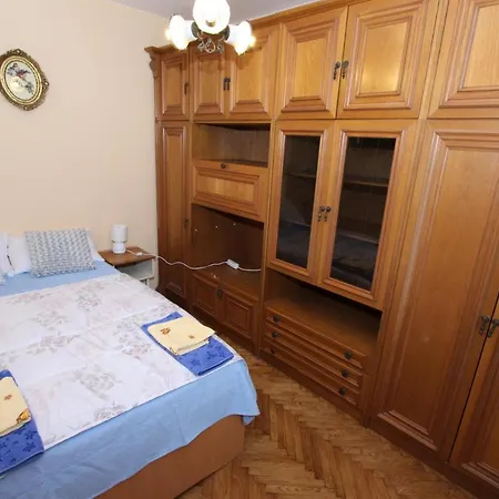 Oto Apartman